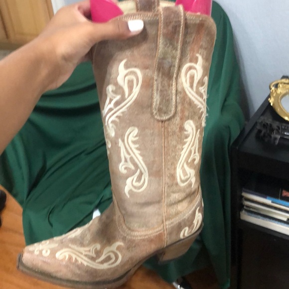 Cowboy boots - Picture 1 of 2